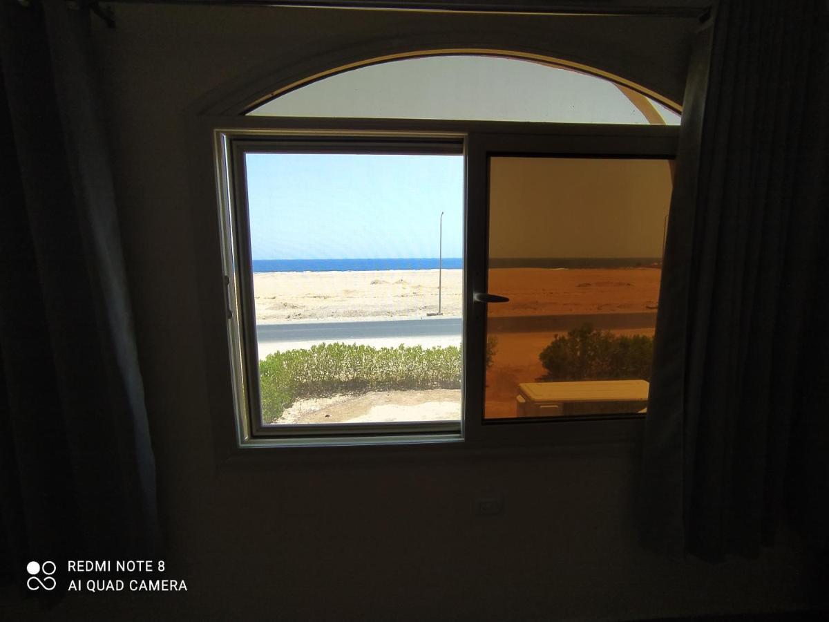 German Dolphin Appartement El Qoseir Buitenkant foto